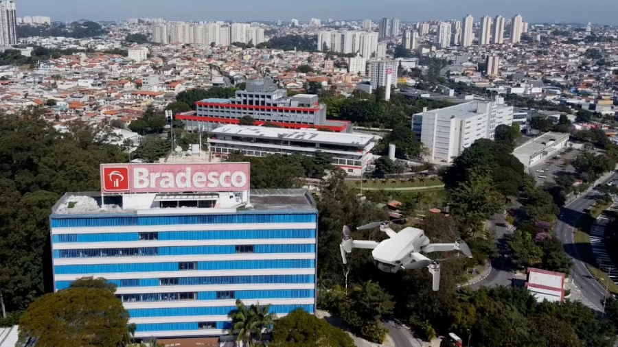 Bradesco (BBDC4) reporta lucro de R$ 4,5 bi no 2TRI23, baixa de 35,8%