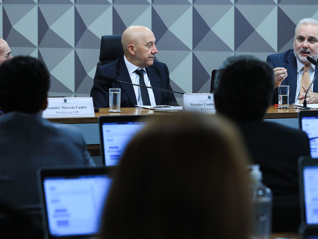 CEO diz que Petrobras (PETR4) não repetirá erros do passado em preços de combustíveis