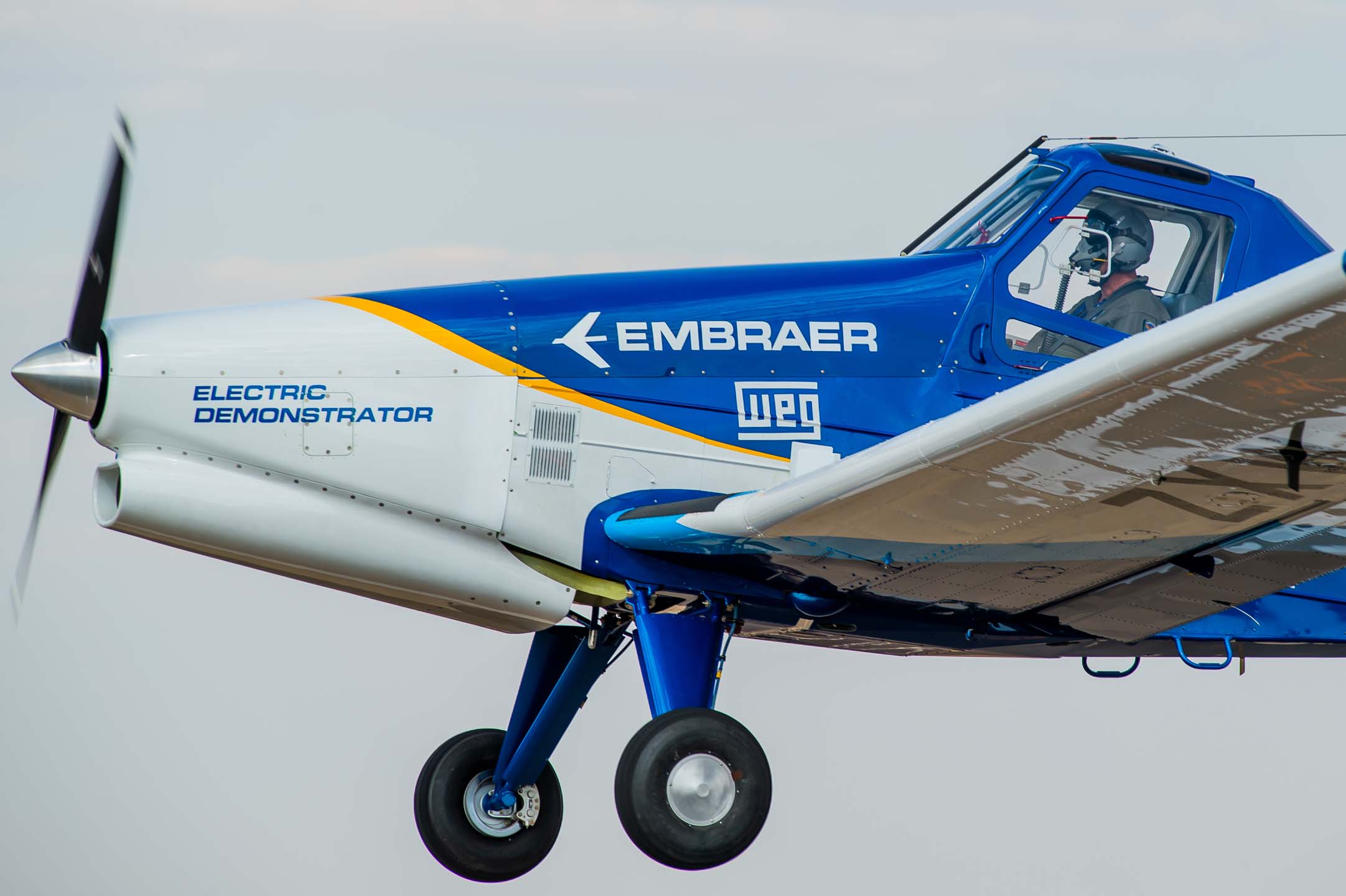 BlackRock reduz participação na Embraer (EMBR3)