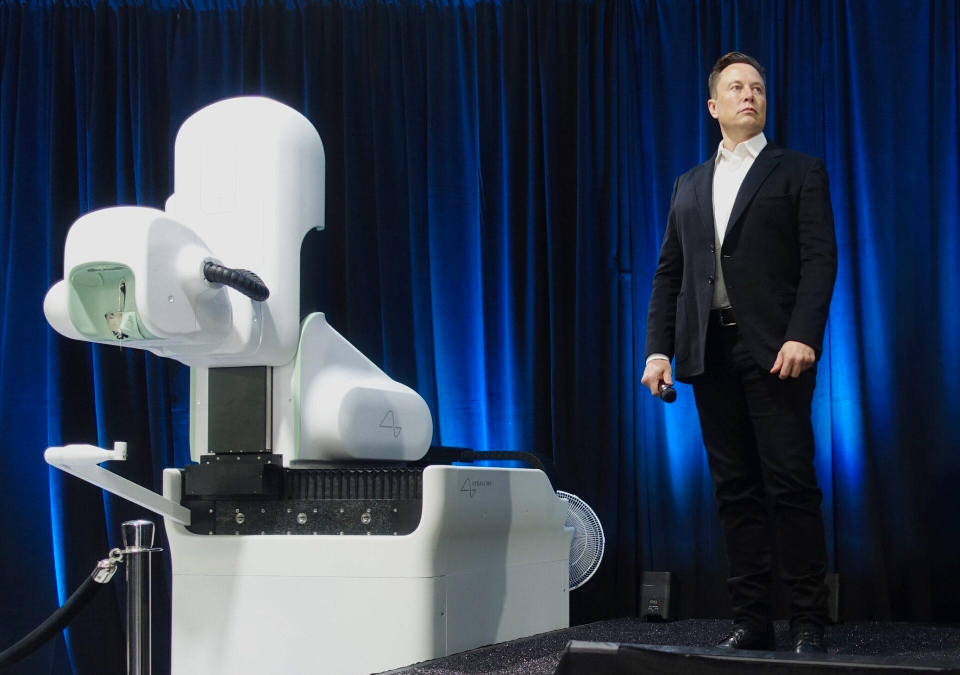 Neuralink, startup de Elon Musk, vai testar chips cerebrais em humanos