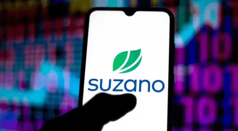 Logo da Suzano (SUZB3) em uma tela de celular