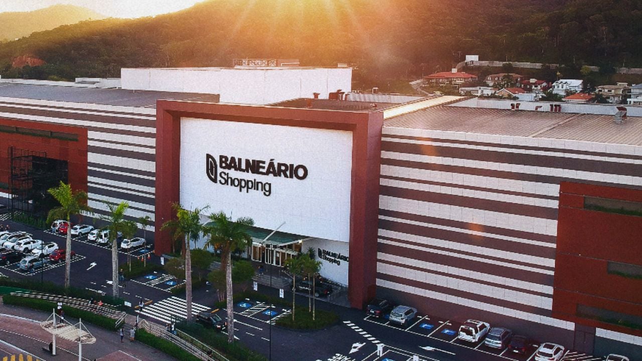 AJFI11: FII de shoppings faz IPO