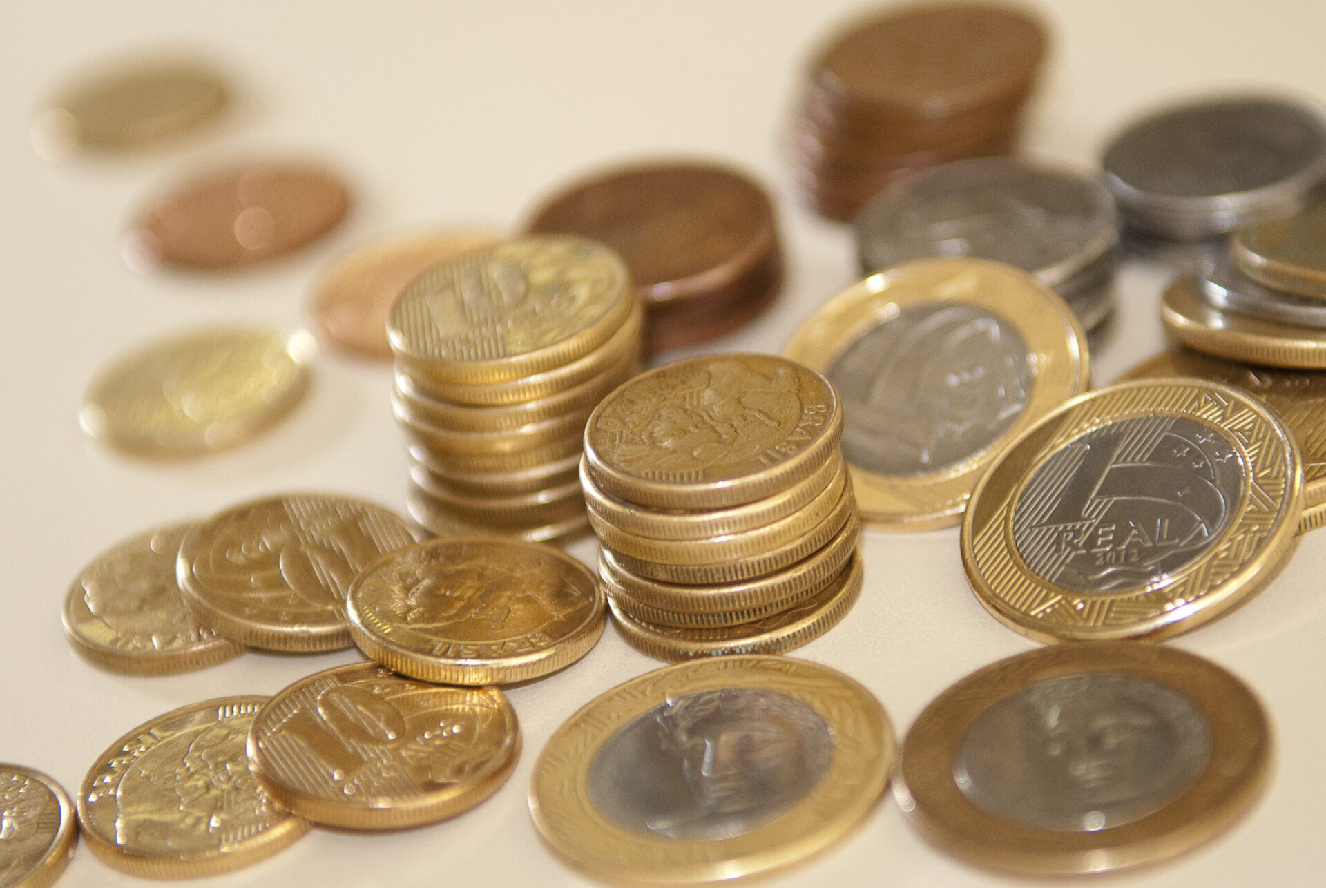 Agenda de dividendos de dezembro: VALE3, PETR4, GGBR4 e mais pagam proventos