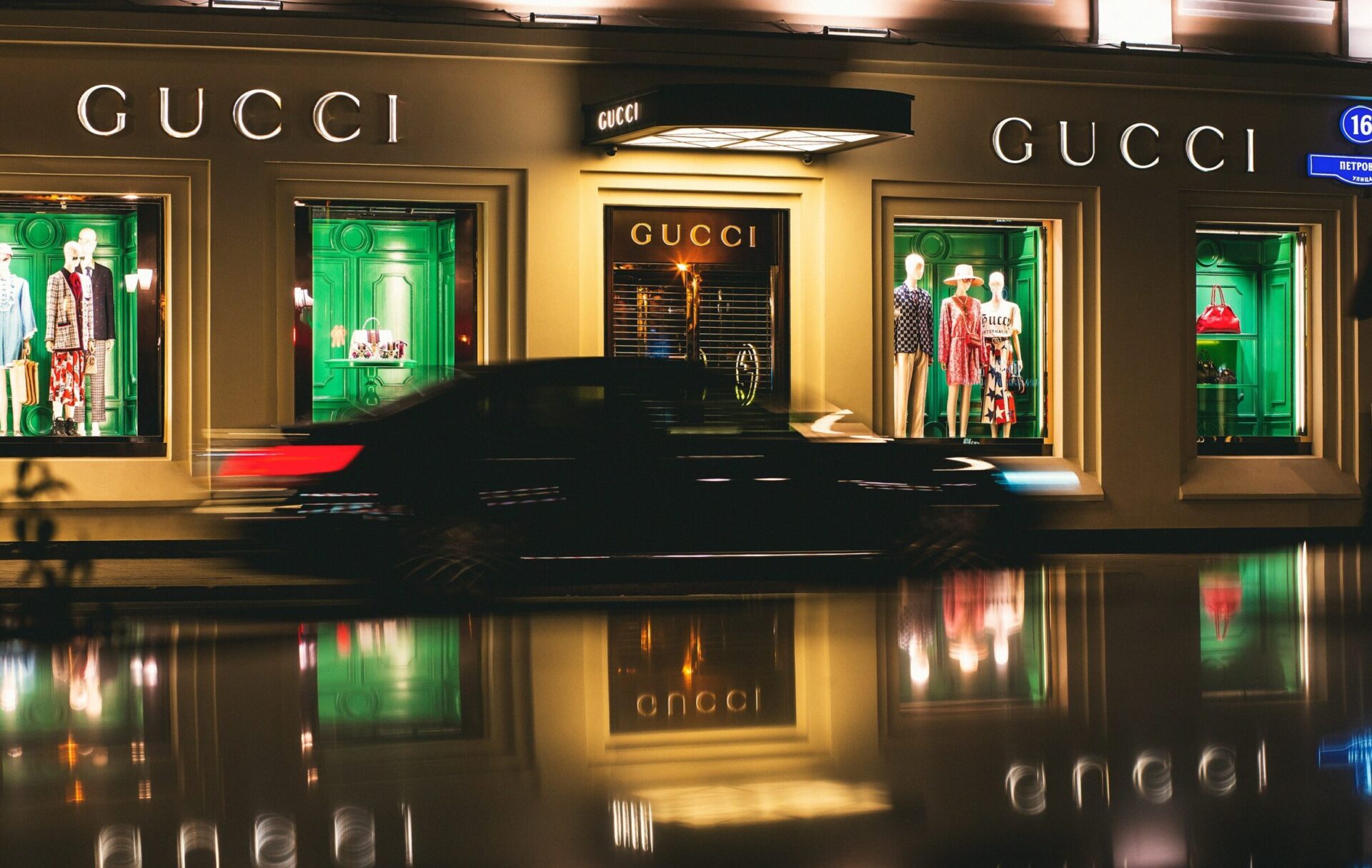 Kering, dona da Gucci, cai e arrasta marcas de luxo