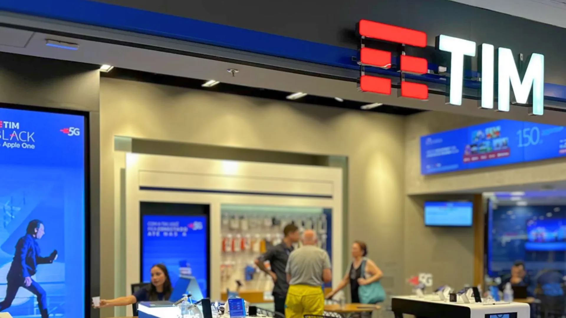 TIM (TIMS3) estima pagar R$ 12 bi em proventos