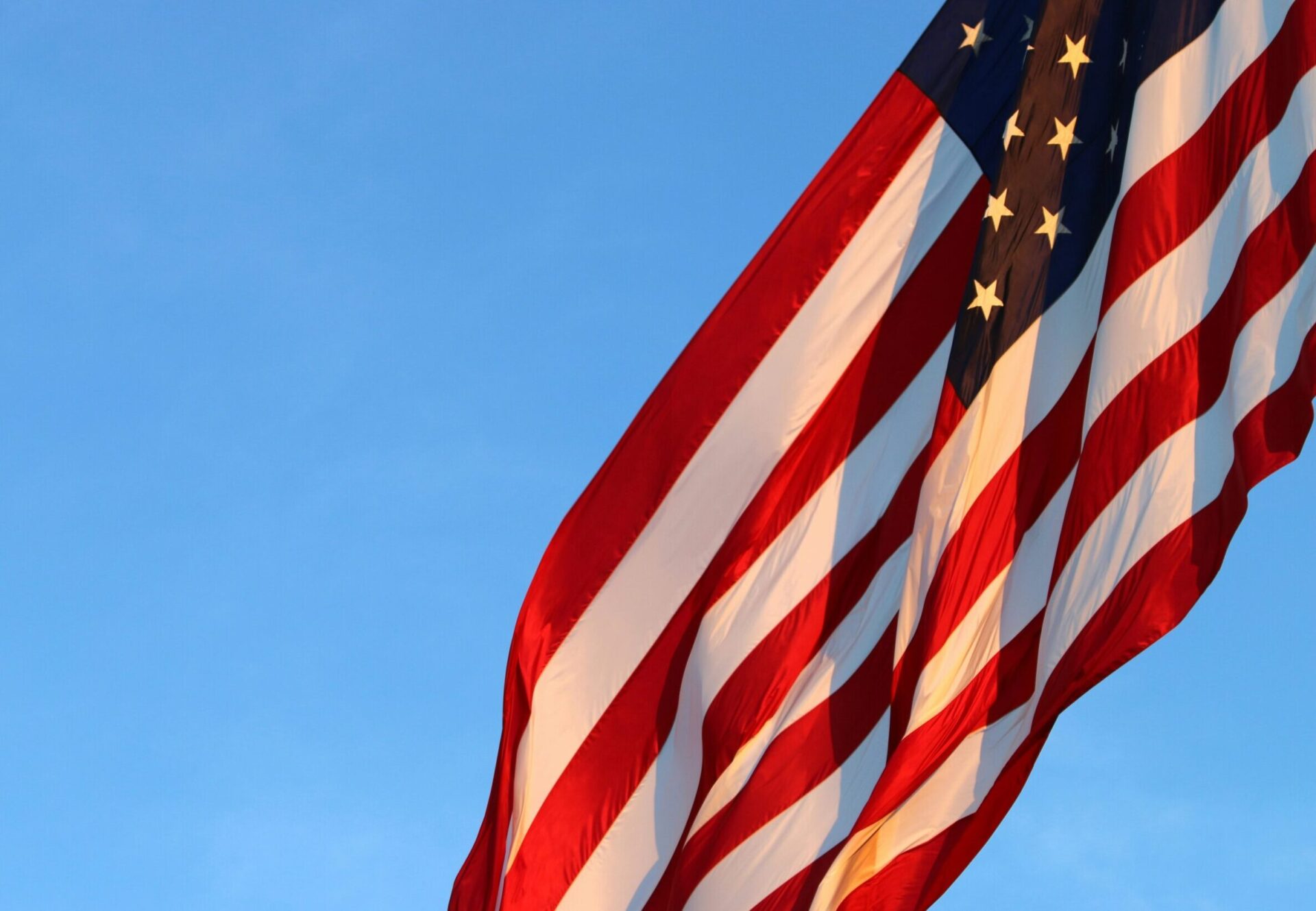 CPI: inflação nos EUA sobe 0,4% em março, acima do esperado