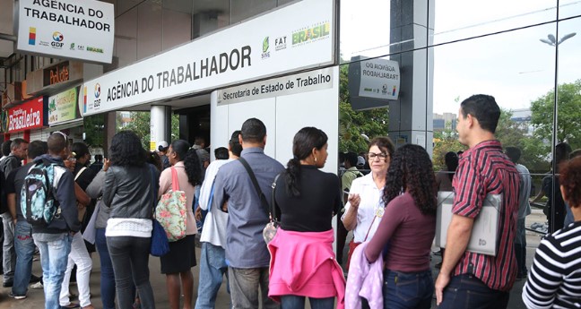 Desemprego sobe no primeiro trimestre