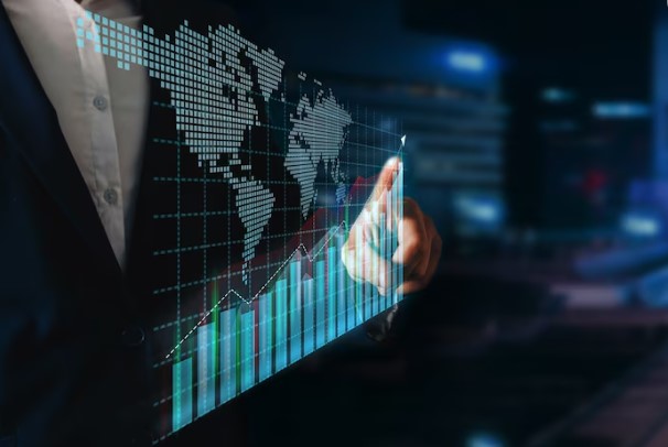 EQI Asset revisa projeções: Selic a 9,5% e PIB subindo 1,5%