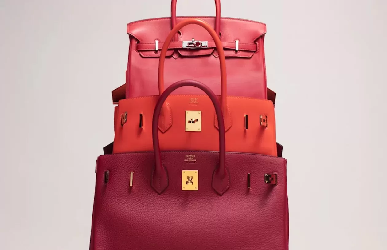 Hermès enfrenta processo por limitar venda da bolsa Birkin; entenda