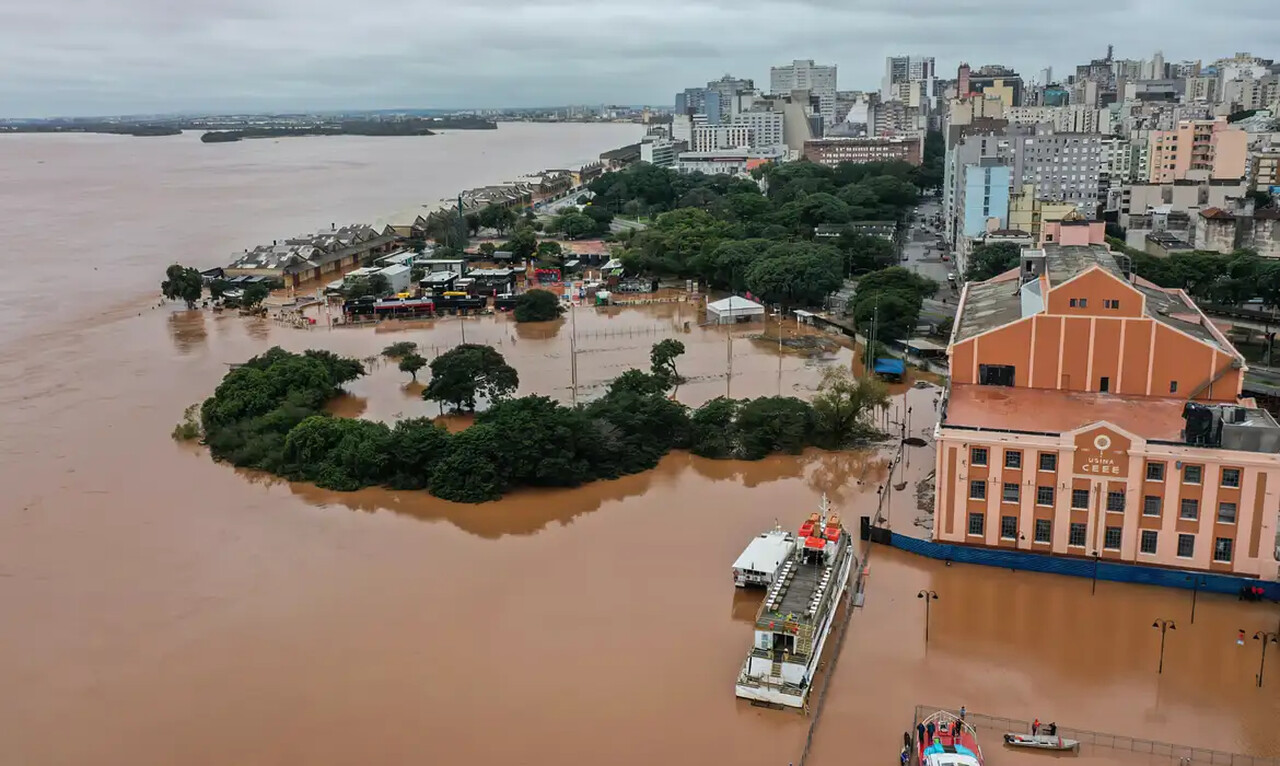 PMI industrial recua a 52,1 pontos, puxado por enchentes no RS e demanda