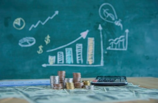 Quanto rendem R$ 100 mil com a Selic estacionada?