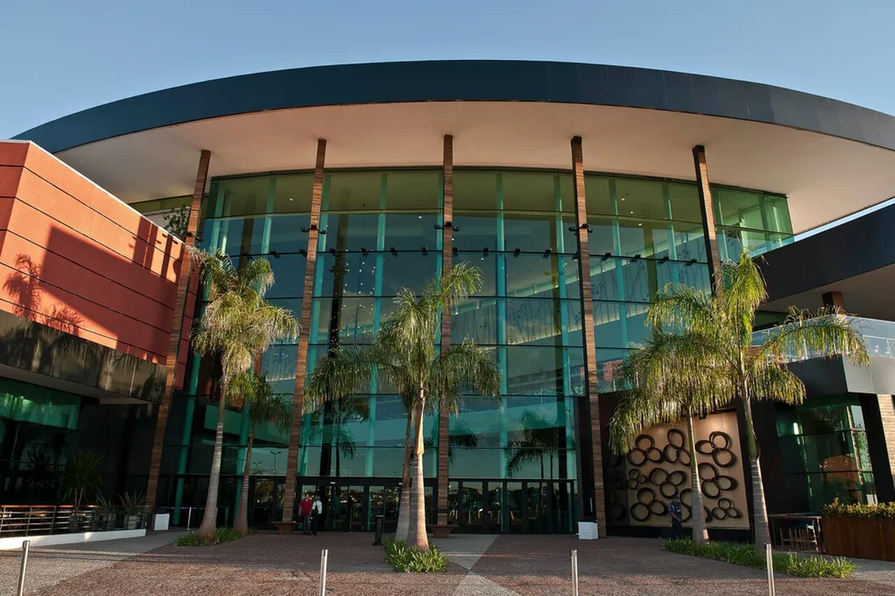 XP Malls (XPML11) conclui aquisição de participação no Uberlândia Shopping