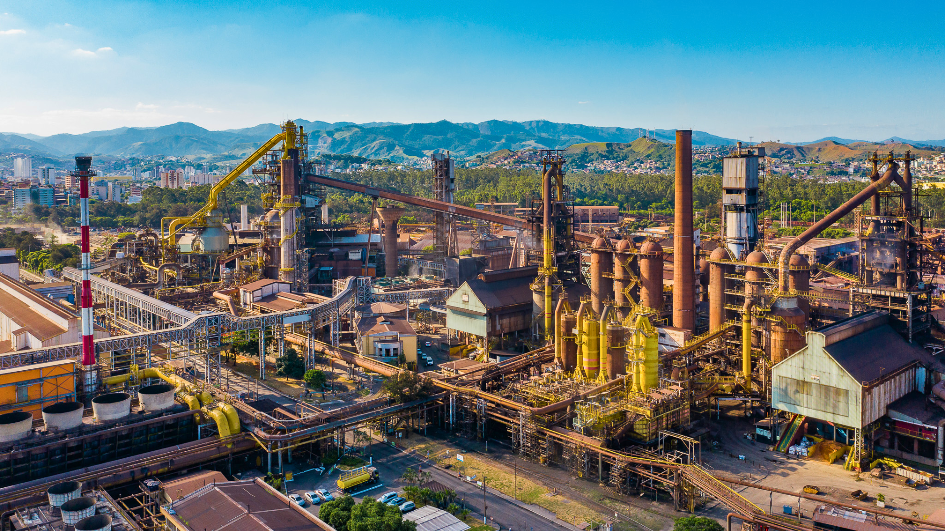 Usiminas (USIM5) confirma decisão judicial para redução de participação da CSN (CSNA3)