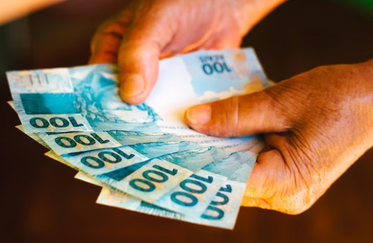 Corte de R$ 15 bi nos gastos: Saúde e Cidades são ministérios mais afetados