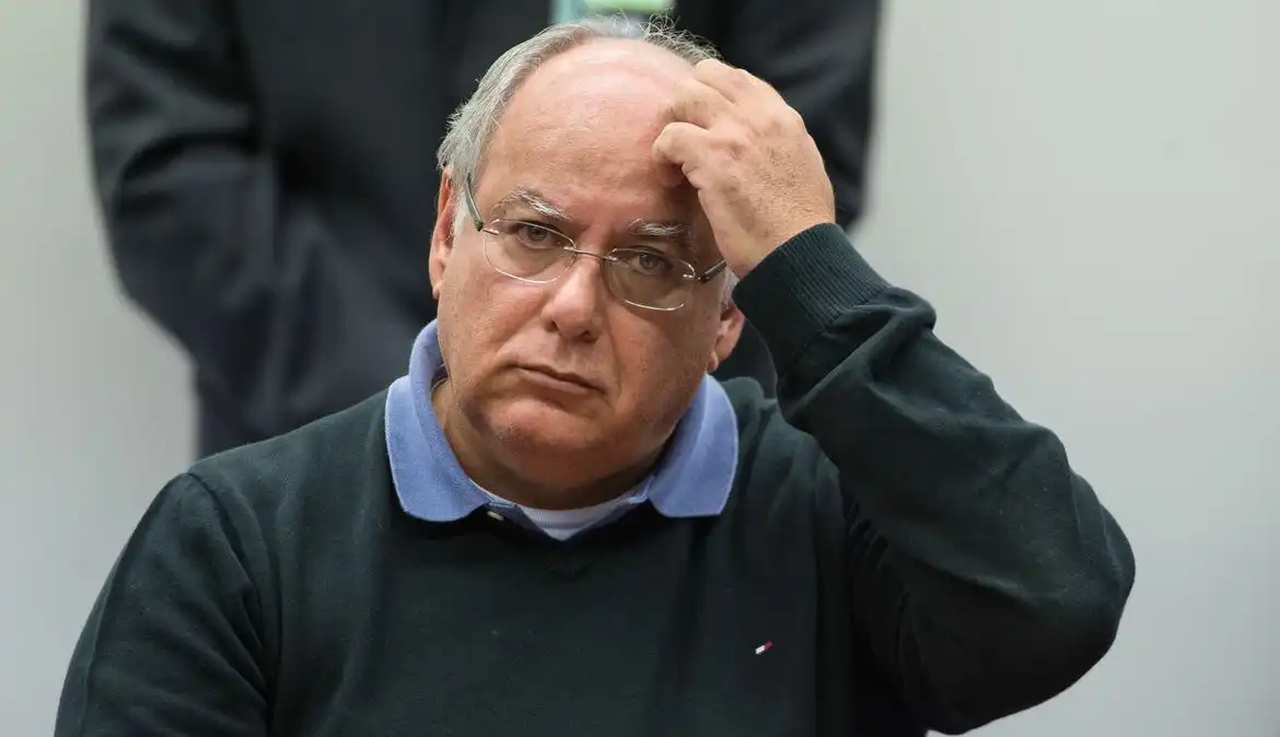 Ex-diretor da Petrobras é condenado a 98 anos de prisão