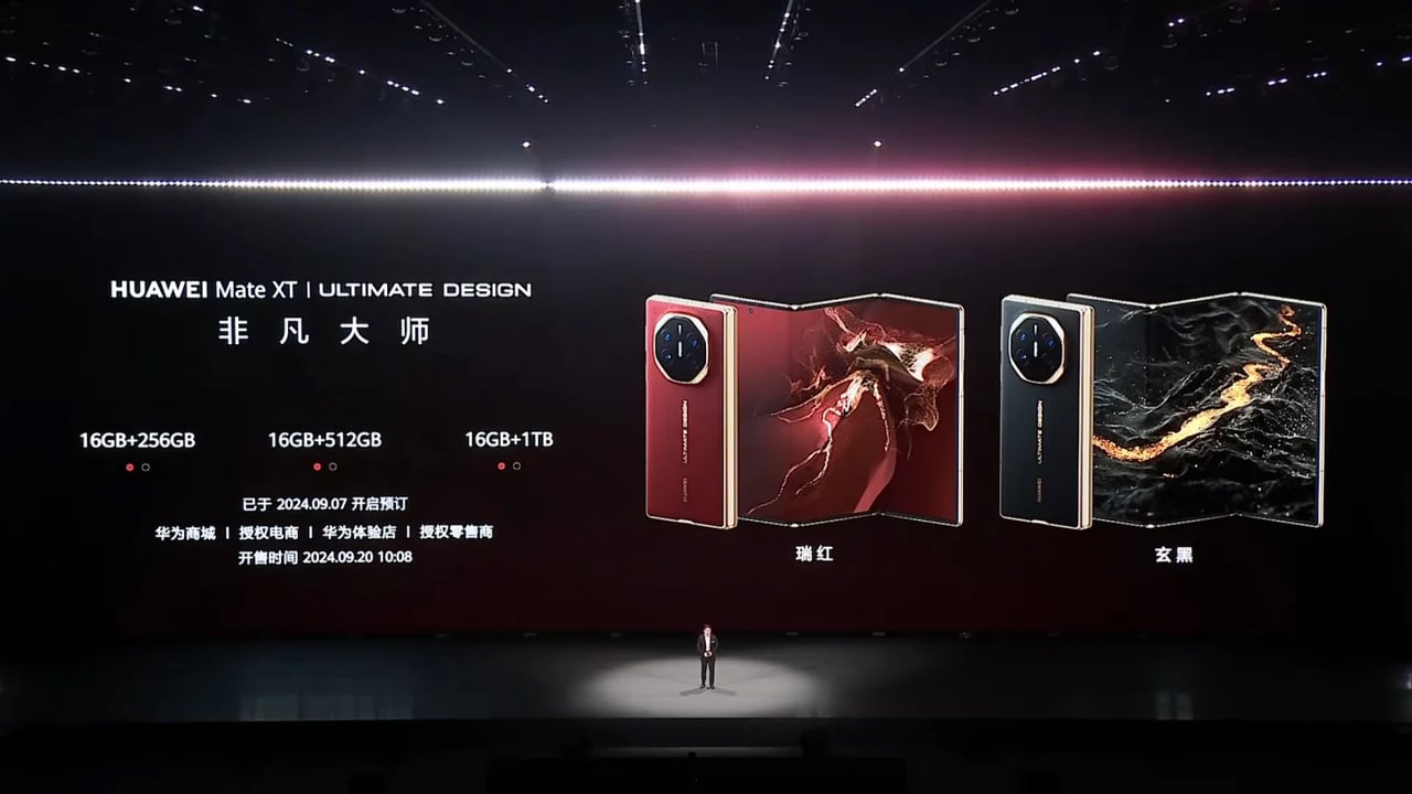 Após iPhone 16: Huawei lança telefone com três dobras
