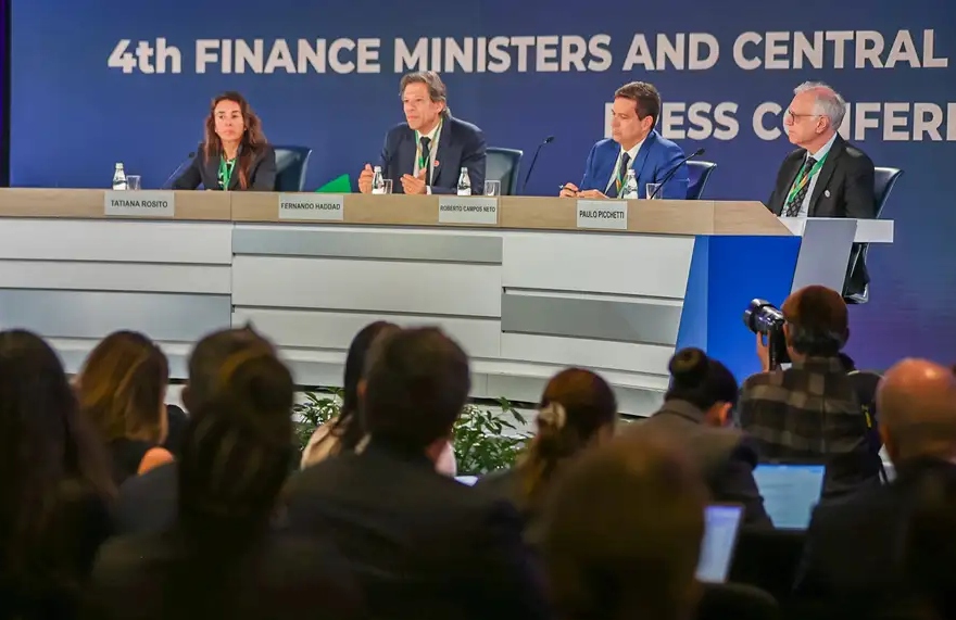 Haddad e Campos Neto veem mercado reagindo bem à crise