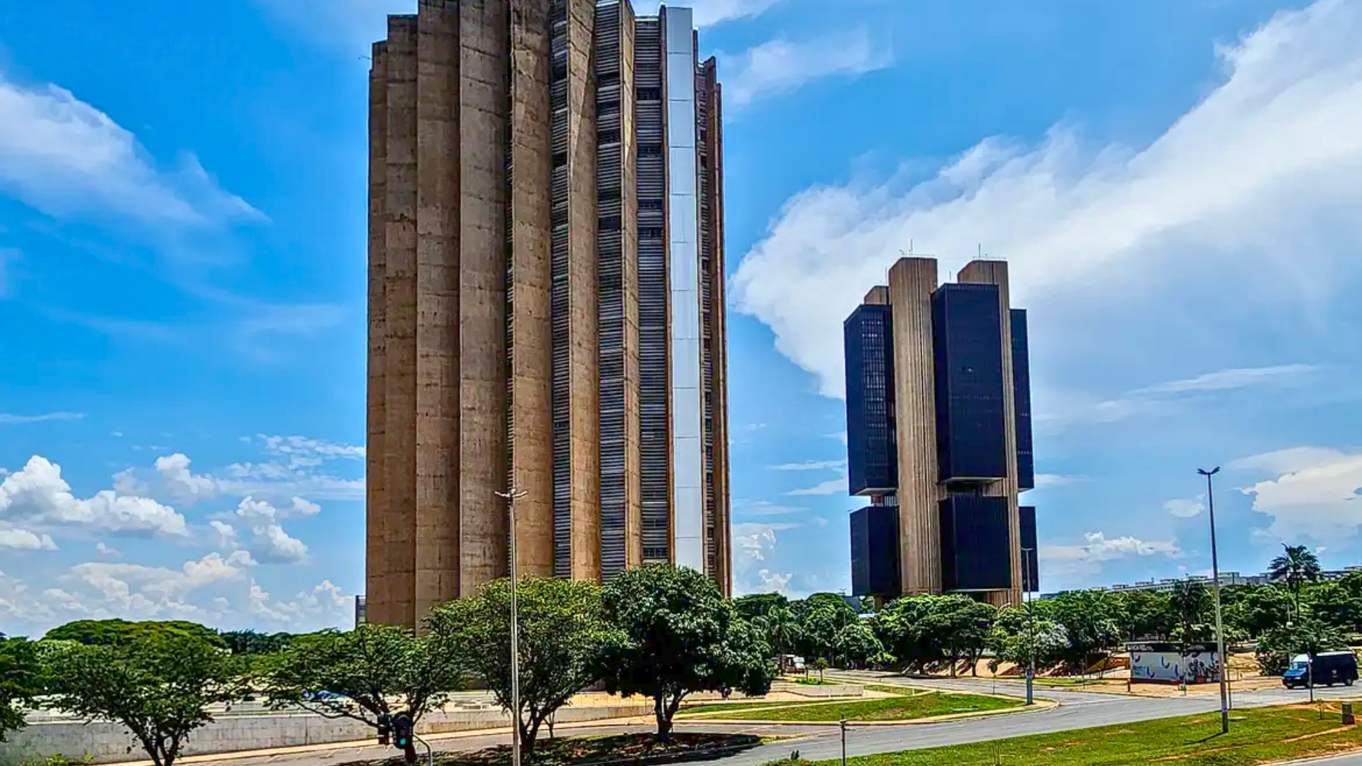 Boletim Focus eleva projeções de inflação e PIB para 2024 com aumento no câmbio