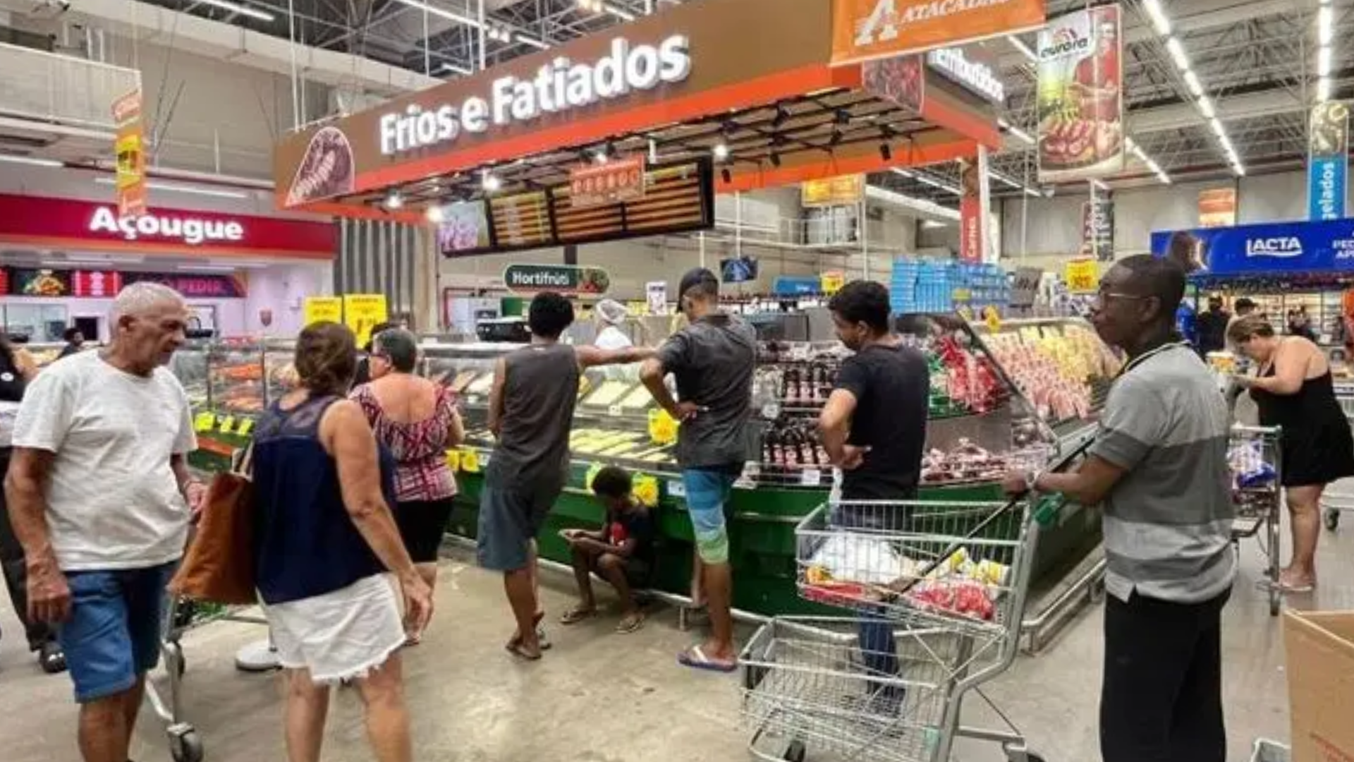 Boicote do agro ao Carrefour (CRFB3): fornecimento de carnes suspenso