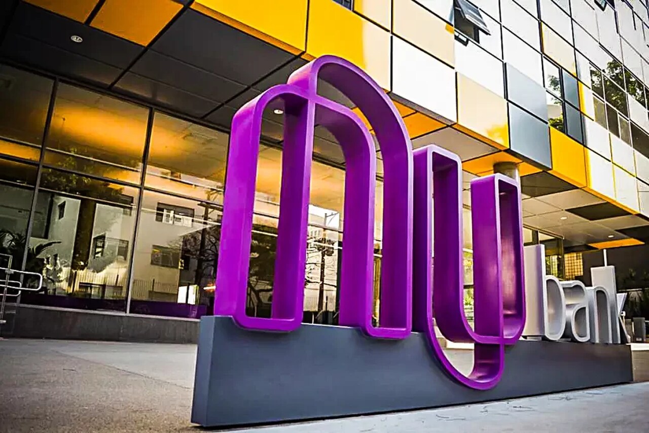 Nubank avalia mudança de sede para o Reino Unido