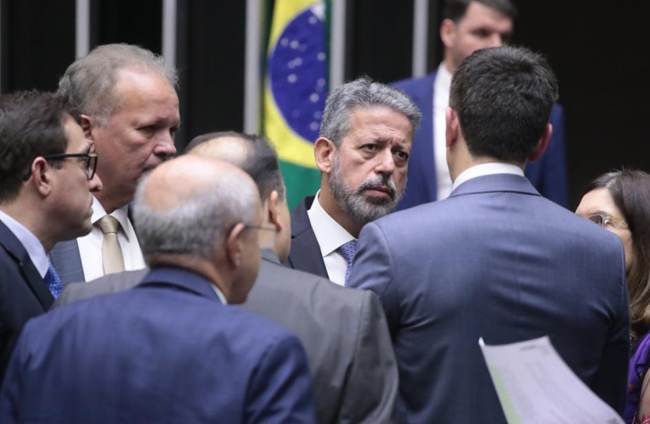 Pacote fiscal: Câmara aprova texto-base do primeiro projeto