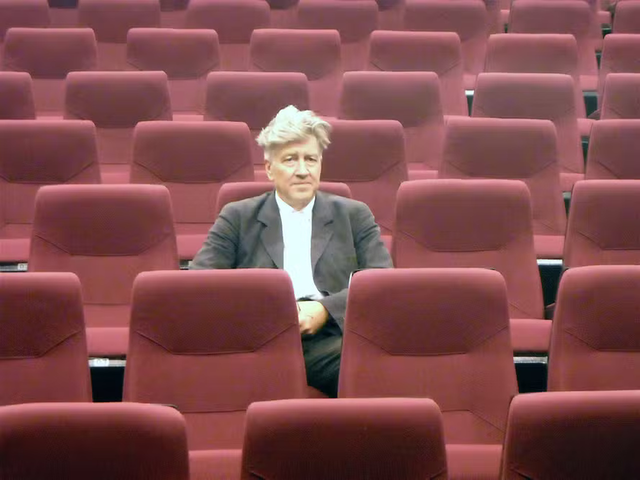 David Lynch, diretor de ‘Veludo Azul’ e ‘Twin Peaks’, morre aos 78 anos