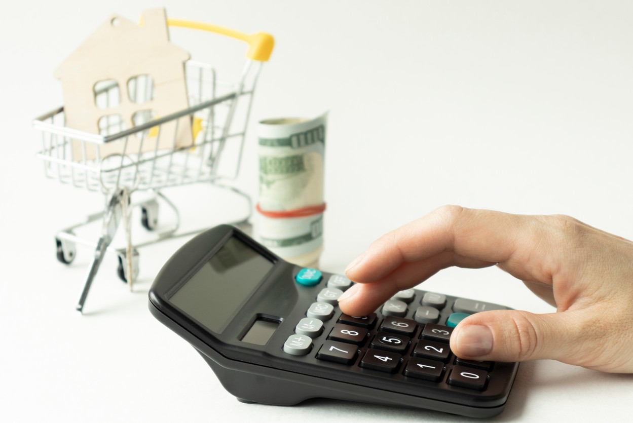 Vivendo de renda: é possível somente com Ações, Renda Fixa e FIIs?