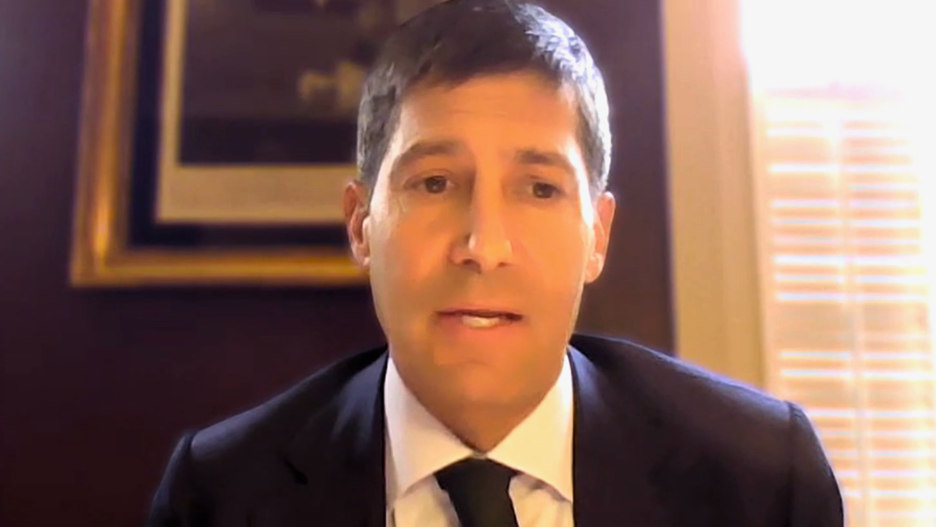 Ex-Fed alerta sobre riscos da dívida e papel excessivo do banco central