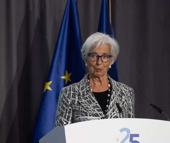 BCE reduz taxas de juros pela sexta vez