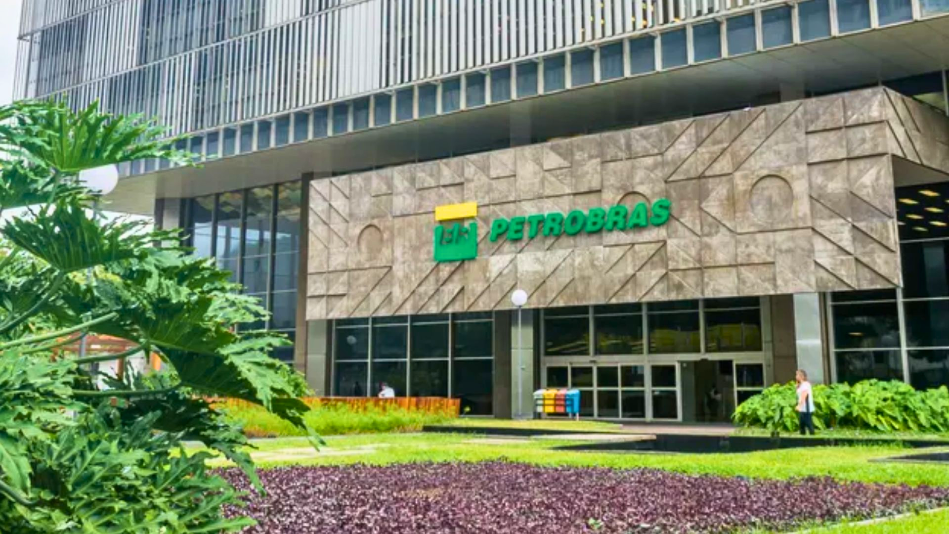 Petrobras (PETR4) anuncia pagamento de segunda parcela de Dividendos e JCP