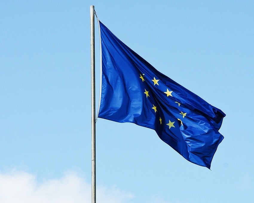 Risco de guerra: UE pede aos cidadãos para estocarem comida