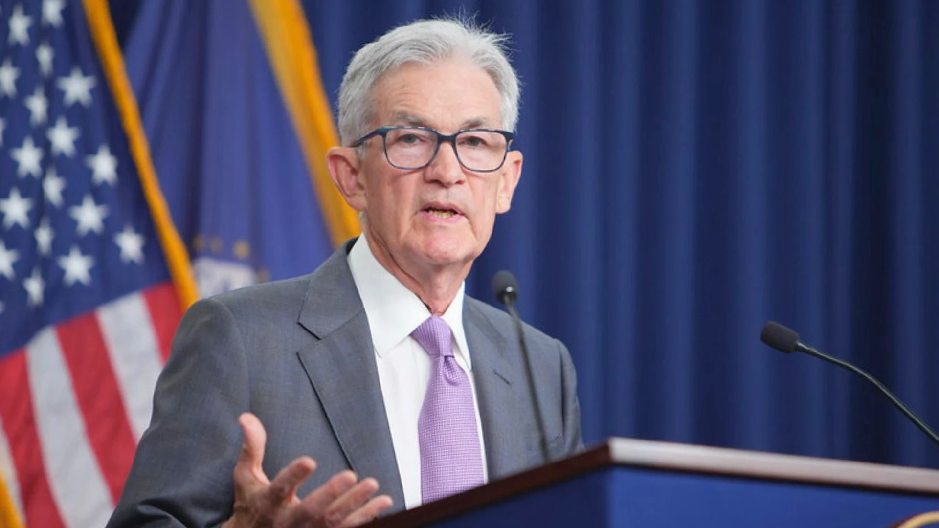 Fed: Powell diz que tarifas de Trump são maiores que o esperado