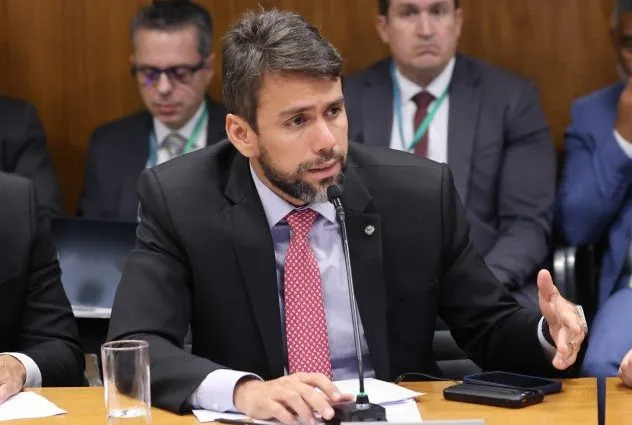 Pedro Lucas Fernandes recusa Ministério das Comunicações