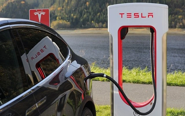 Tesla registra queda de 13% nas entregas no 1TRI25