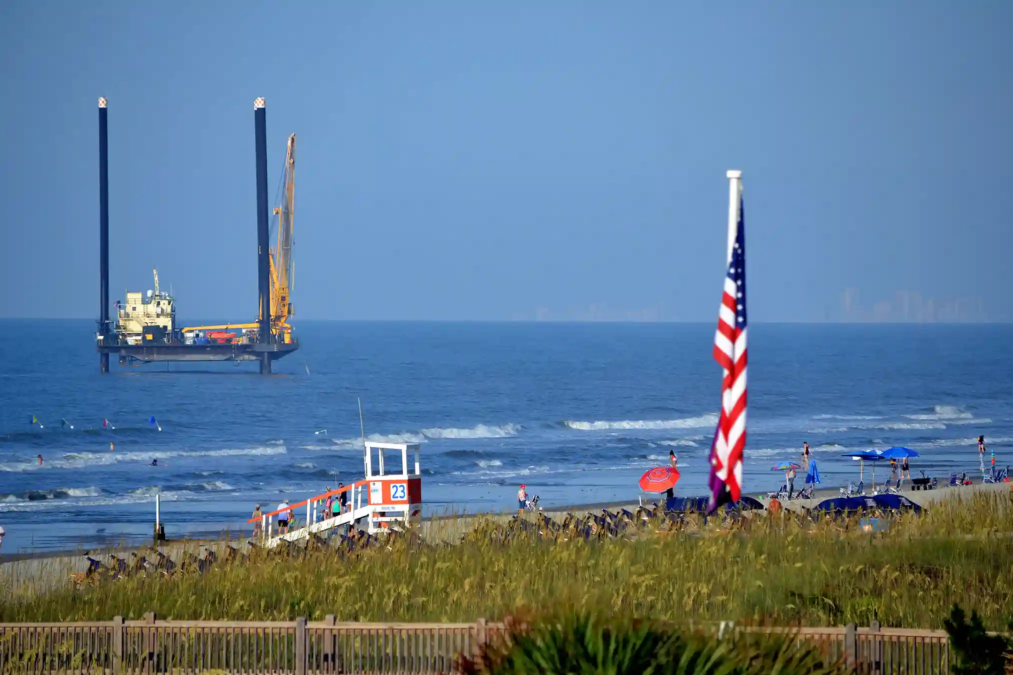 Trump assina ordem para impulsionar a mineração em alto mar