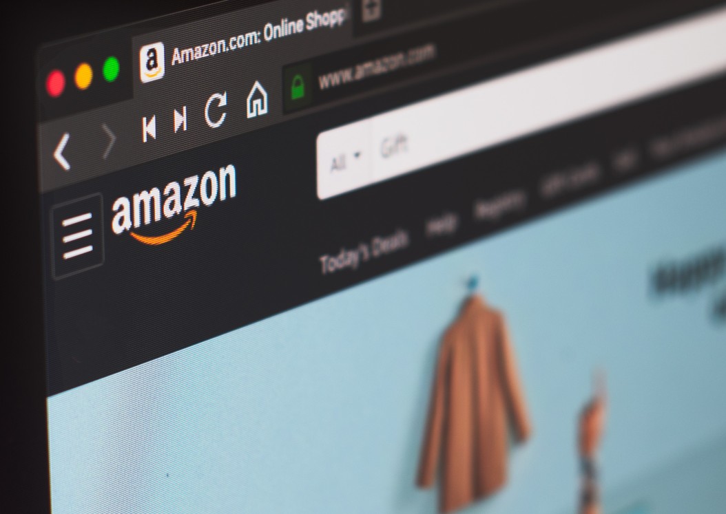 Amazon: resultados superam as expectativas, mas projeção para 2TRI25 decepciona