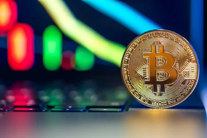 Bitcoin atinge nova máxima histórica: ainda dá tempo de comprar?
