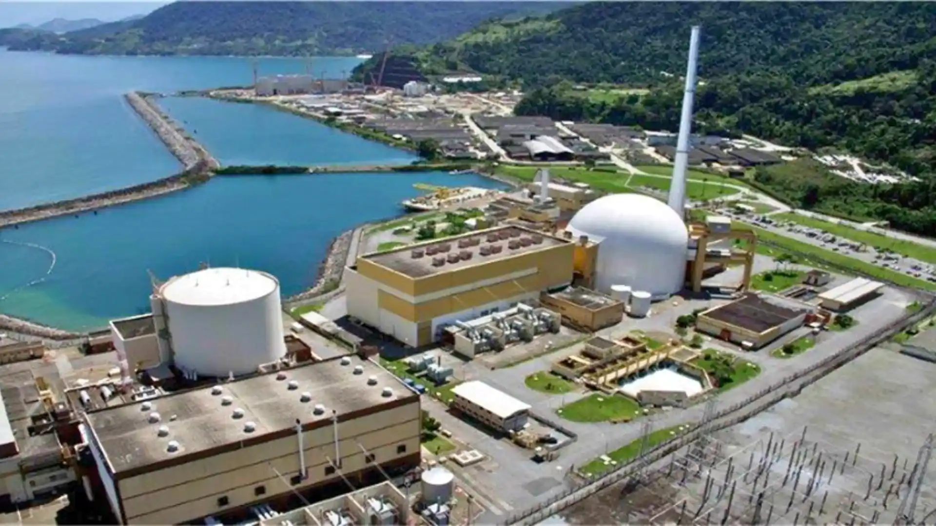 Eletrobras aciona BTG Pactual para vender fatia remanescente na Eletronuclear