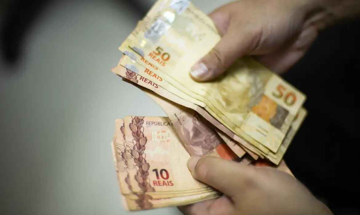 BC: Setor público registra déficit de R$ 33,7 bi em maio