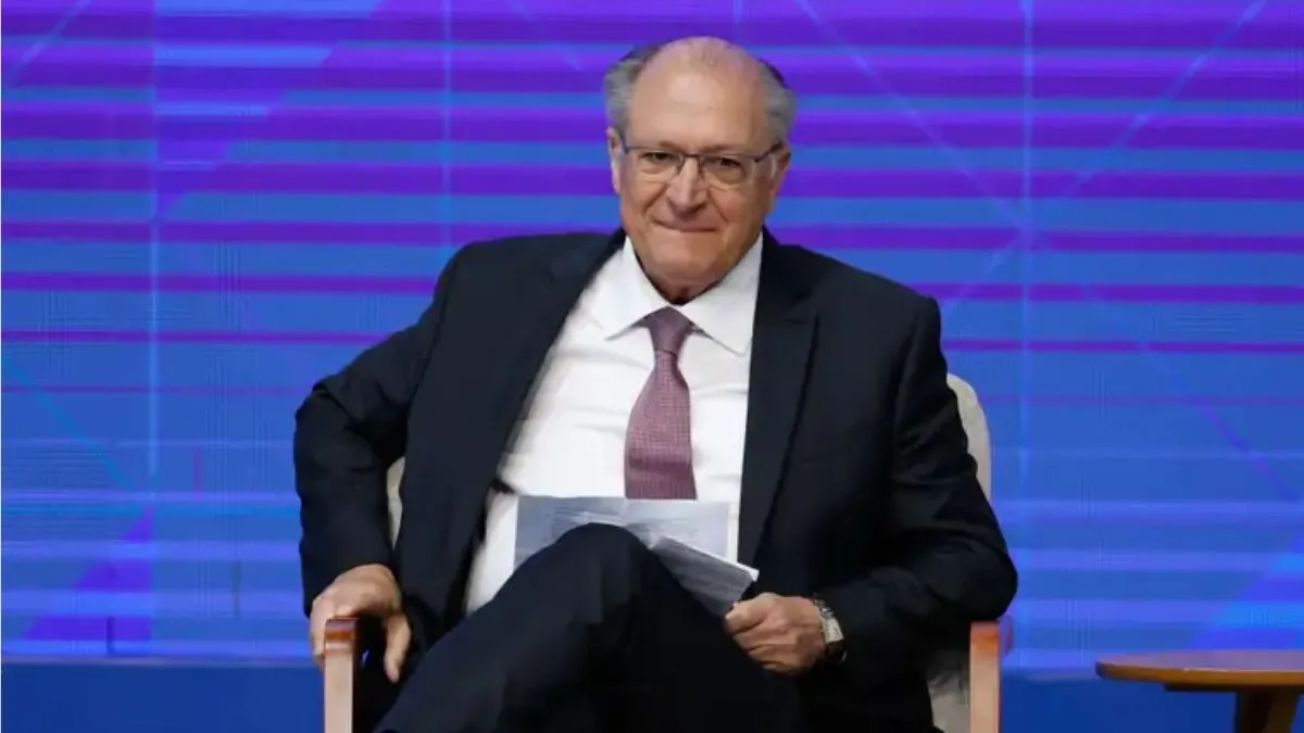 Alckmin critica tarifas de Trump contra o Brasil: “Injustas e prejudiciais à economia americana”