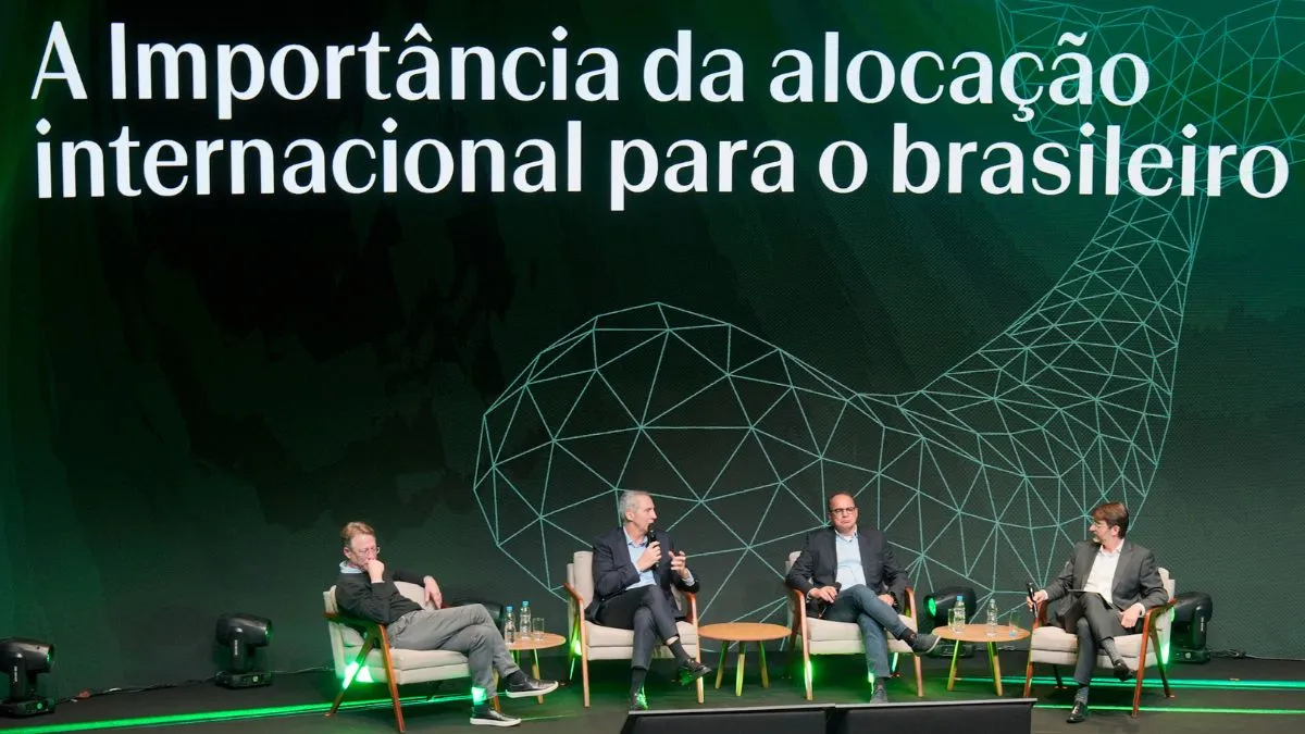 Investir só no Brasil pode ser perigoso — veja o que disseram especialistas na Avenue Connection