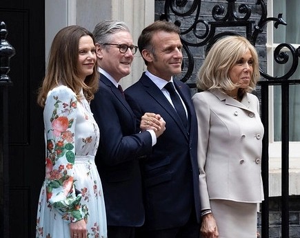 França e Reino Unido anunciam aliança inédita para coordenar arsenais nucleares