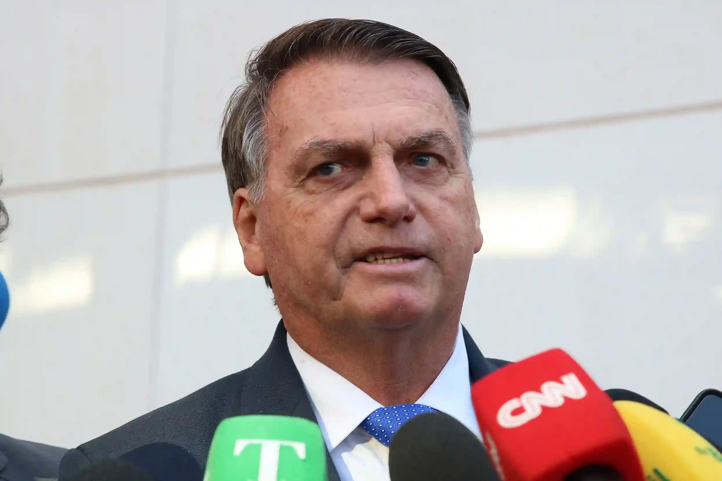 Bolsonaro diz que investigação é “política” e “suprema humilhação”