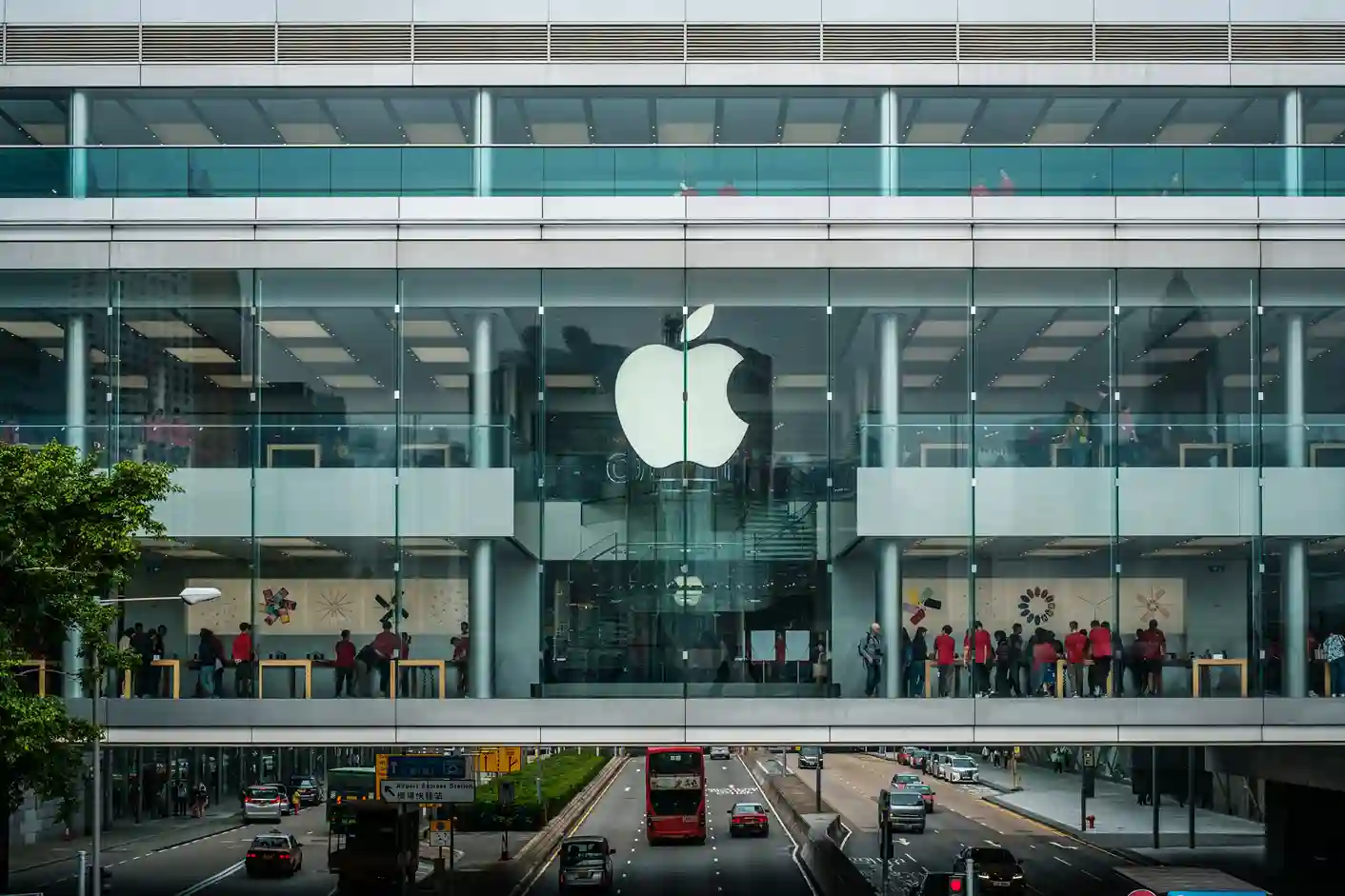 iPhone dobrável? Confira a possível novidade da Apple