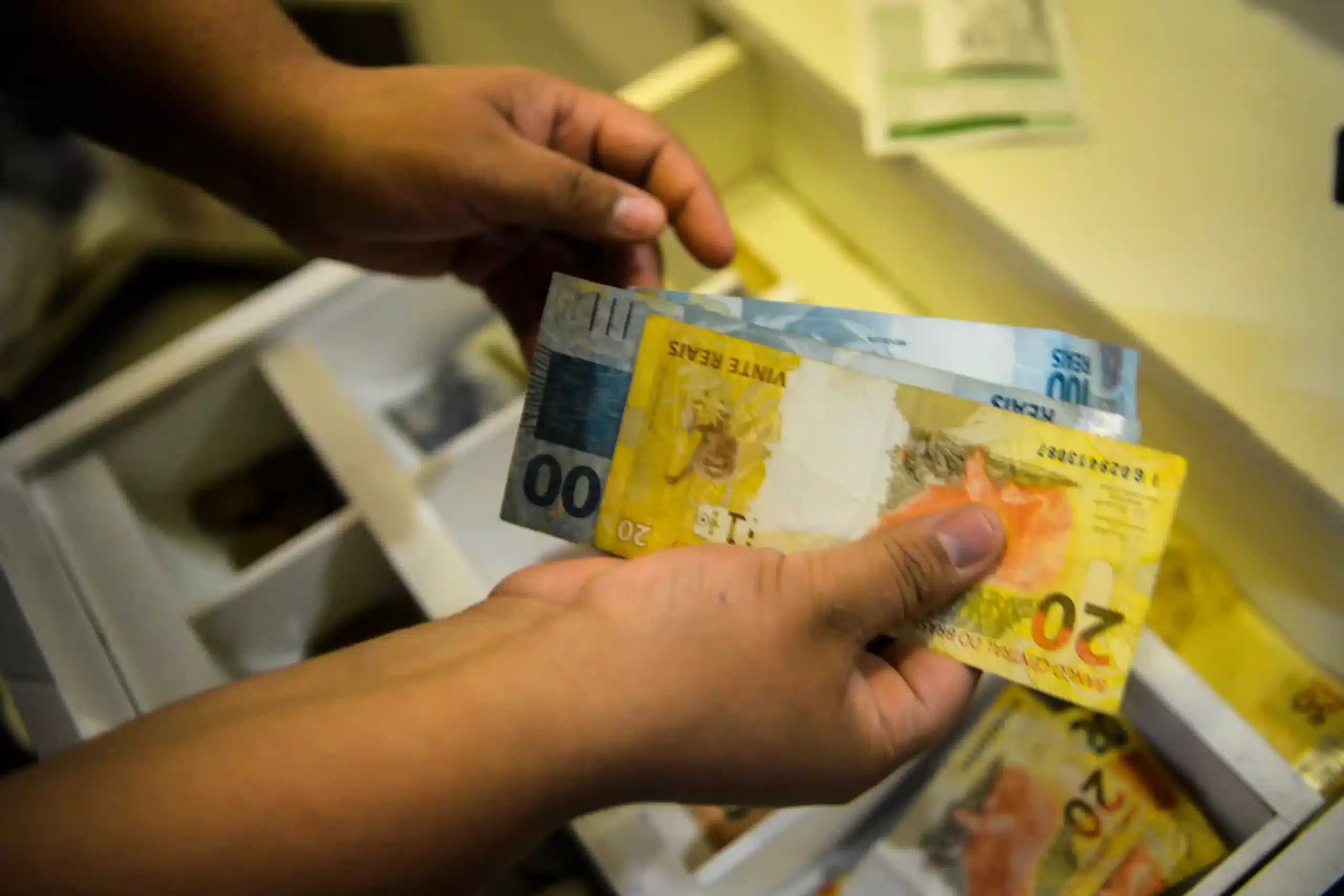 Arrecadação federal soma R$ 254 bilhões em julho, atingindo novo recorde