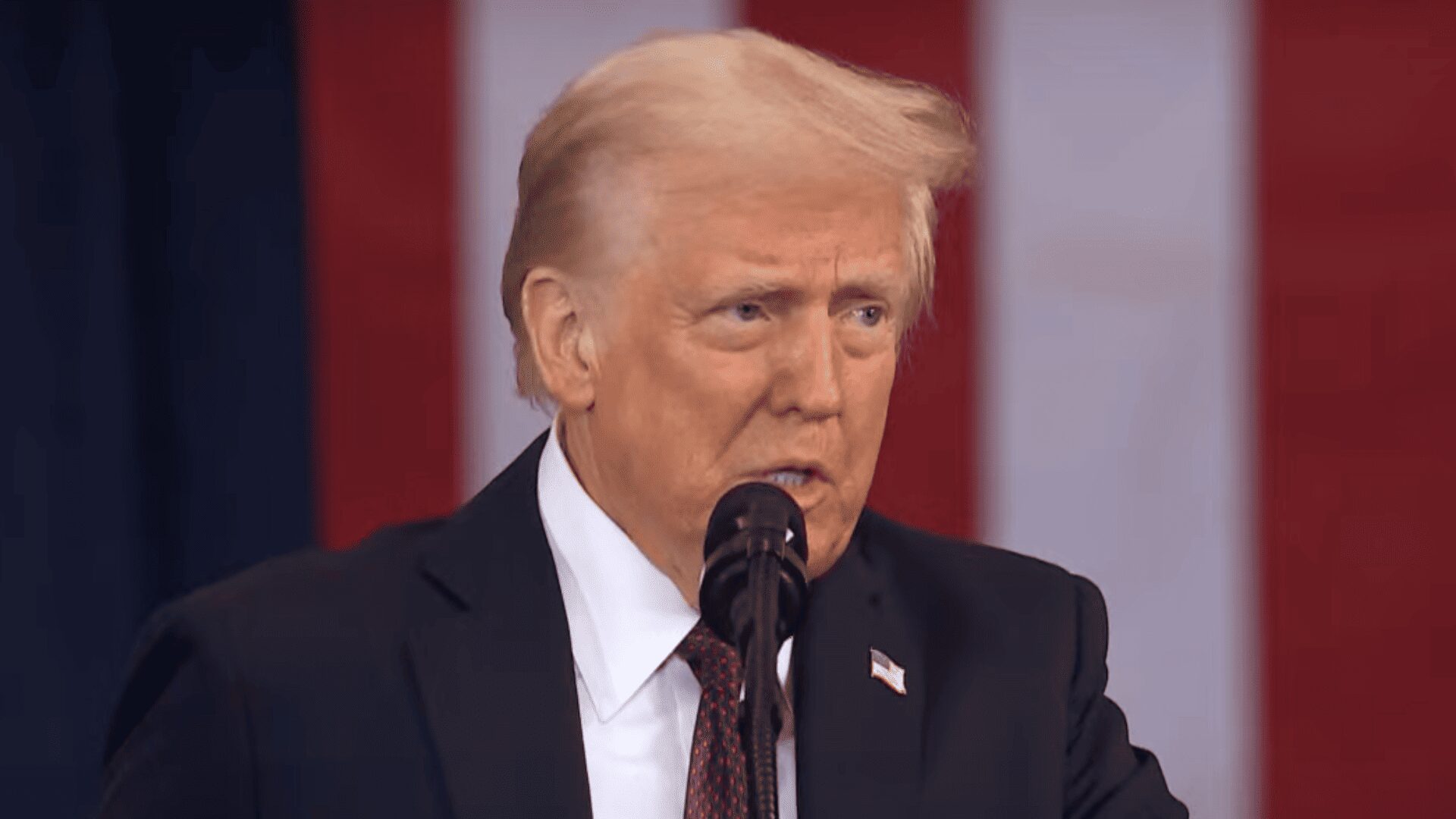 Trump estende tarifas a 400 itens “derivados” de aço e alumínio