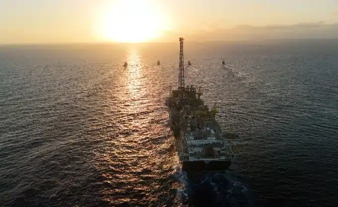 Petrobras vê ano difícil pela frente e descarta dividendos extraordinários