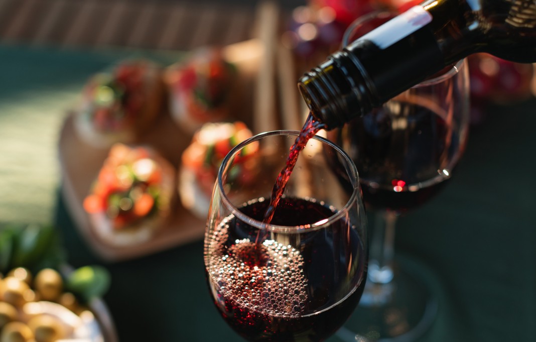 agenda de eventos EQI: EQI Club; foto de vinho