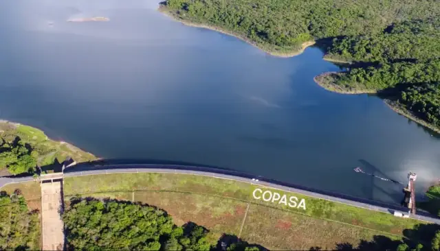 Copasa: com privatização na mira, empresa tem gatilhos para tese de investimento, diz Ágora