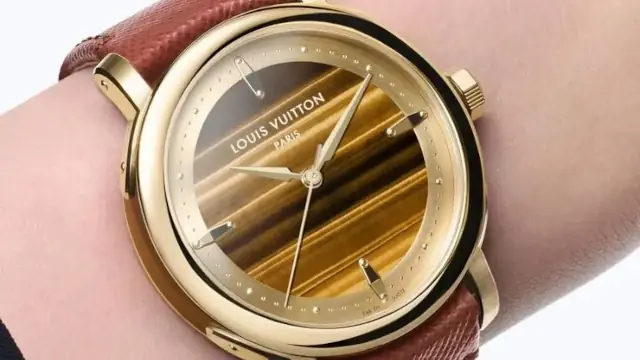 Relógio de ouro da Louis Vuitton eleva o padrão da alta relojoaria